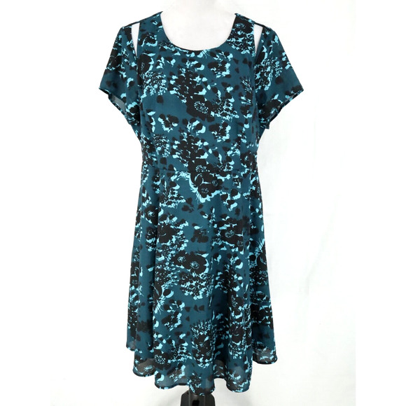 Torrid Dress Plus Size 18 Blue Green Black Floral Fit n Flare Back Zip Cut Outs - Picture 1 of 16